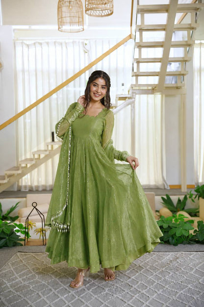 Festive Salsa gown 3 piece 🧩