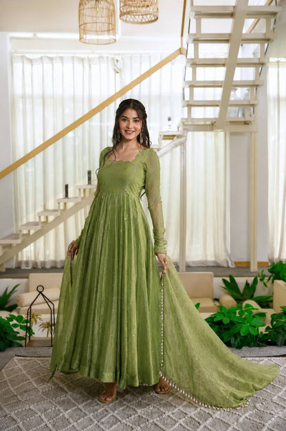 Festive Salsa gown 3 piece 🧩